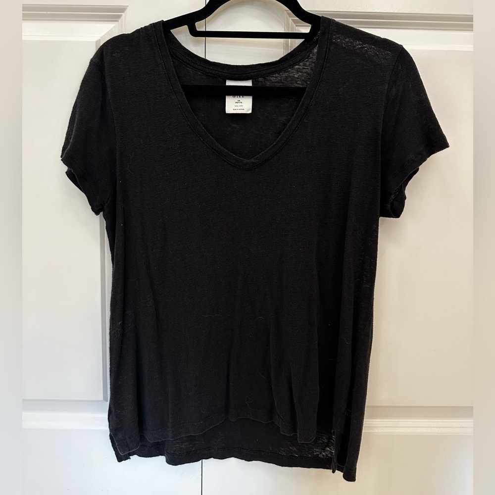 Gap T-shirt, black linen V-neck petite XS